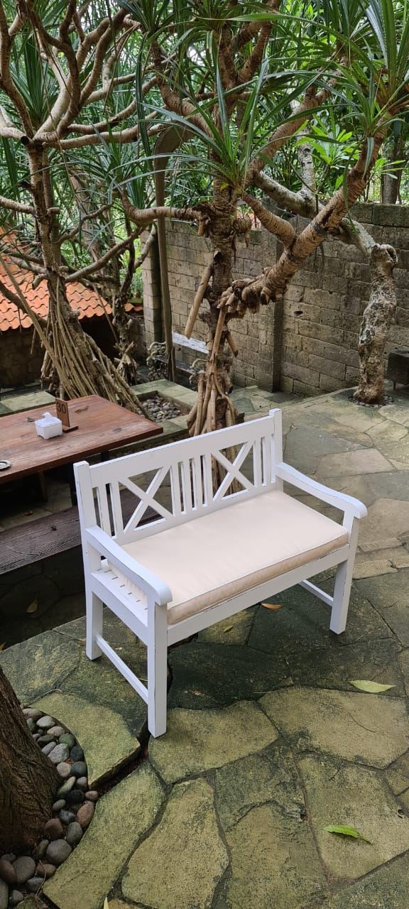 Mahogany bench Criscross – handmade in Bali, boho style