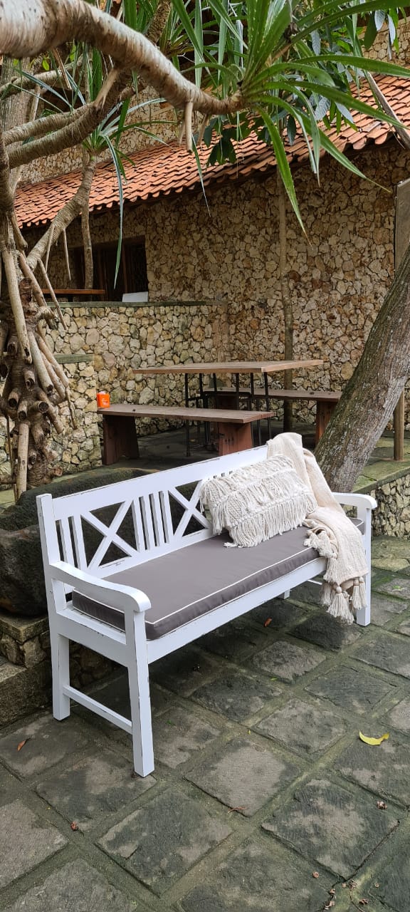 Criscross Bench 3 Seaters Without Cushion