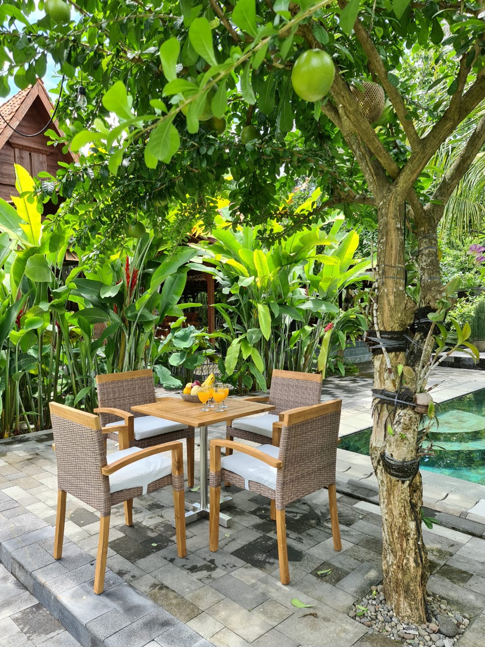 Benigno table by BaliSouk – boho furniture made in Bali