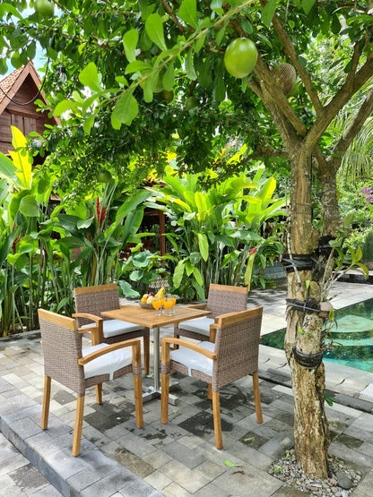 Benigno table by BaliSouk – boho furniture made in Bali