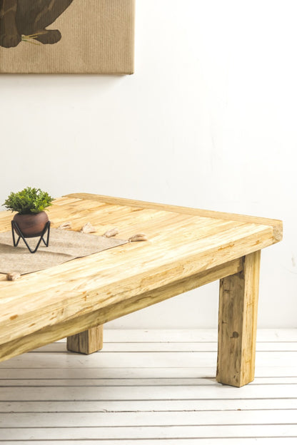 Riri coffee table by BaliSouk – boho furniture made in Bali