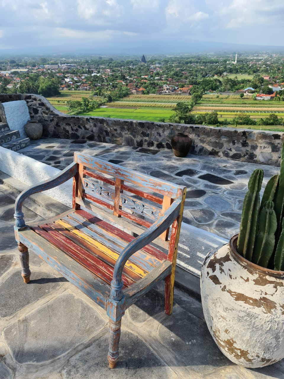 Mahogany bench William – boho furniture, handwoven and handmade in Bali