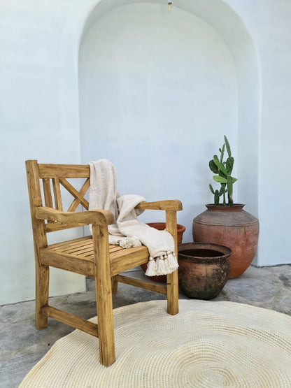 Criscross bench in natural materials – handmade boho furniture from Bali