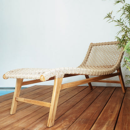 Teak sun lounger Veronica – boho furniture handcrafted in Bali by BaliSouk