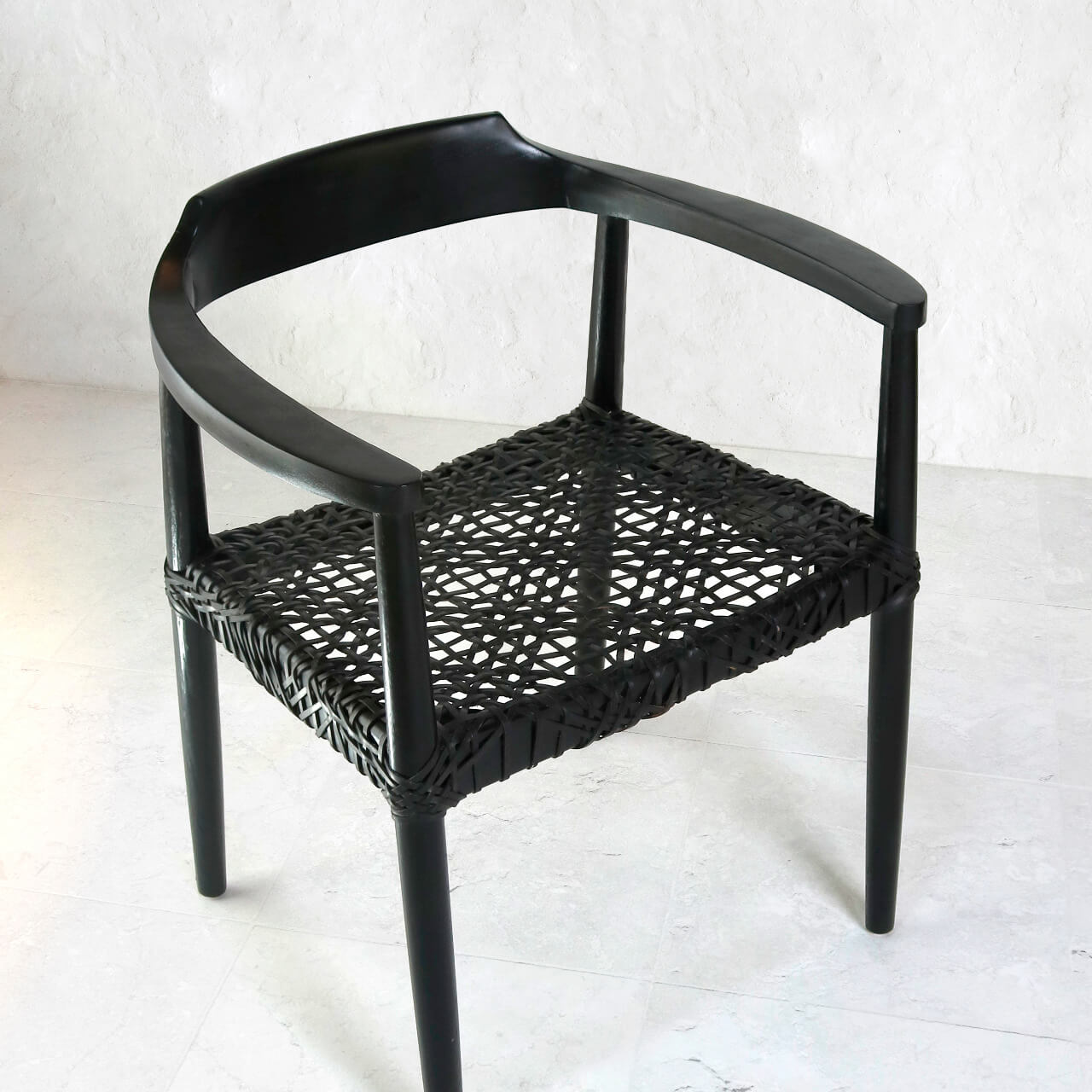 Bali Furniture – Kopenhagen Armchair Natural With Leather Seat