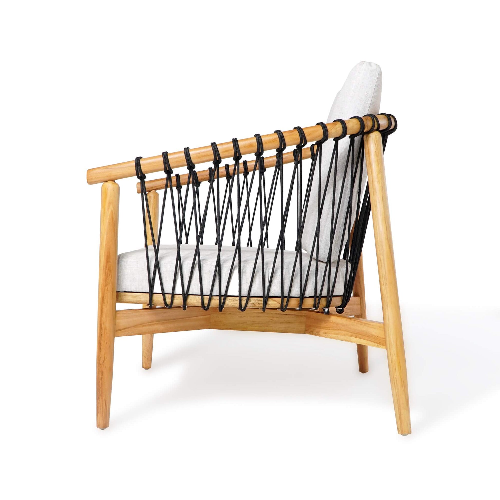 Bali Furniture – Haribo Lounge Chair With White Cushion Set