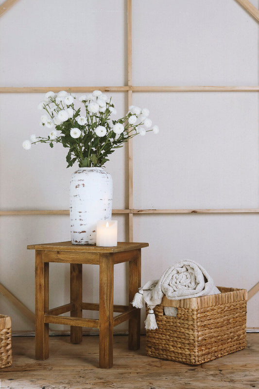 Bali Furniture – Concetta Stool – The Concetta Stool offers a calm, collec