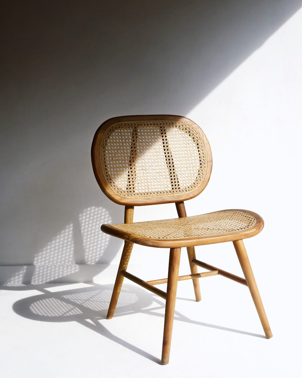 Bali Furniture – Maharanie Oval Chair Without Cushion – The Maharanie Oval Chair Without Cushion