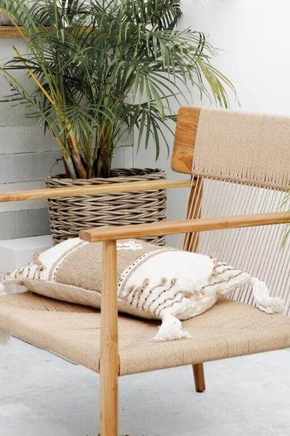 Amond Lounge Chair Without Cushion