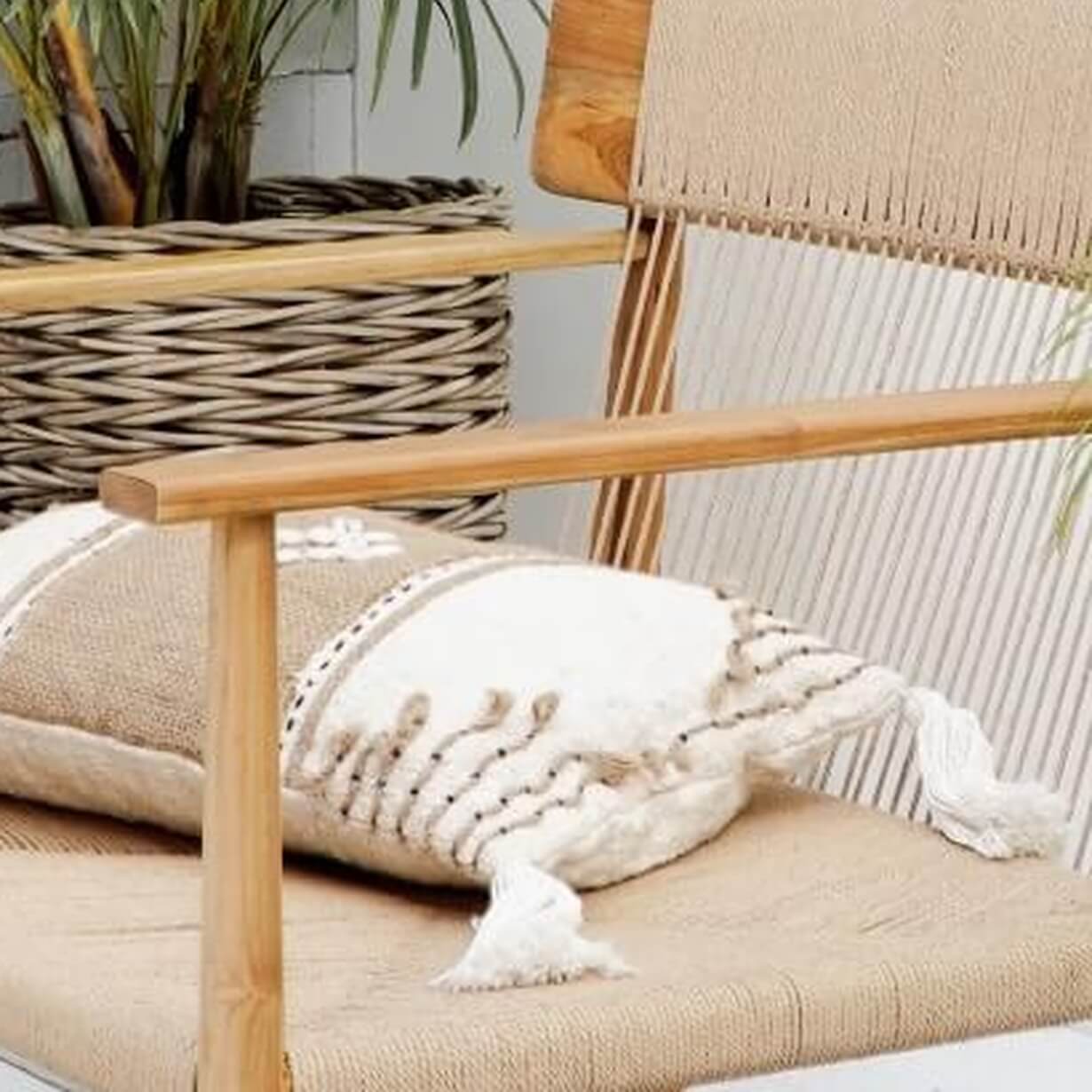 Amond Lounge Chair Without Cushion – Set of 2