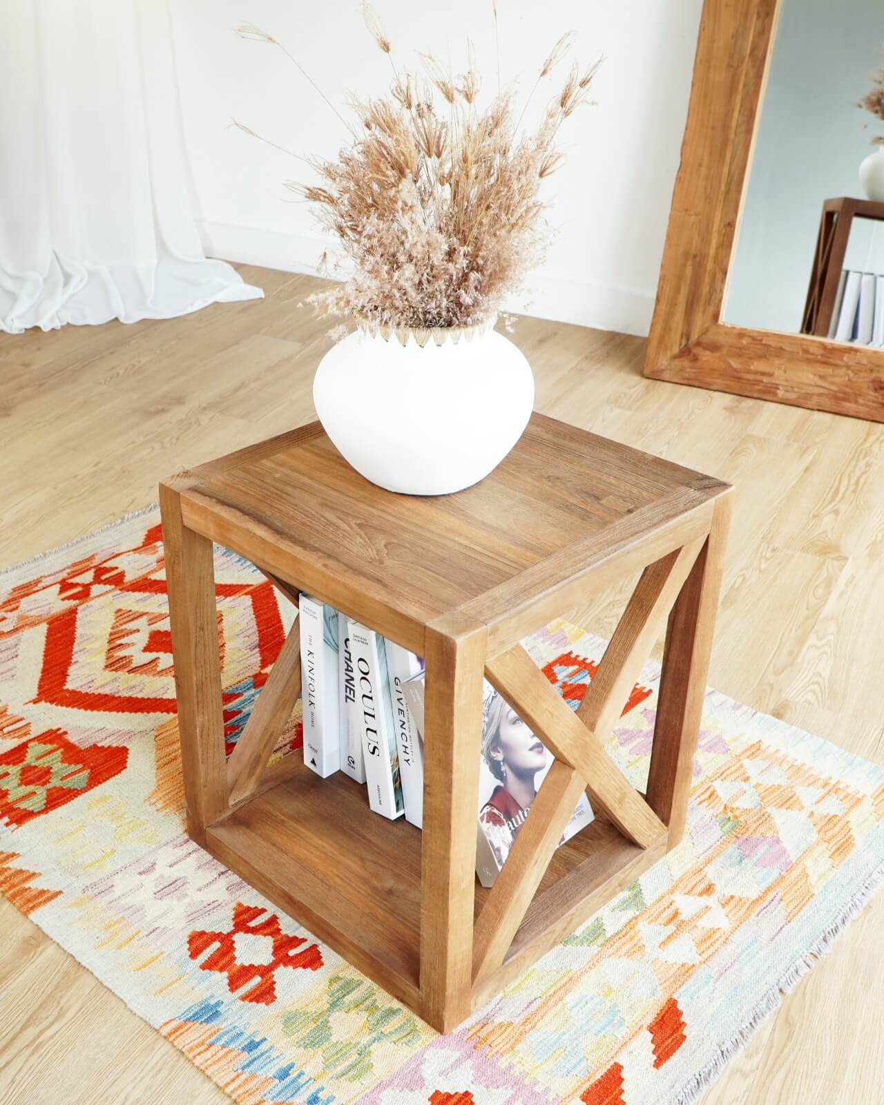 Fira Side Table