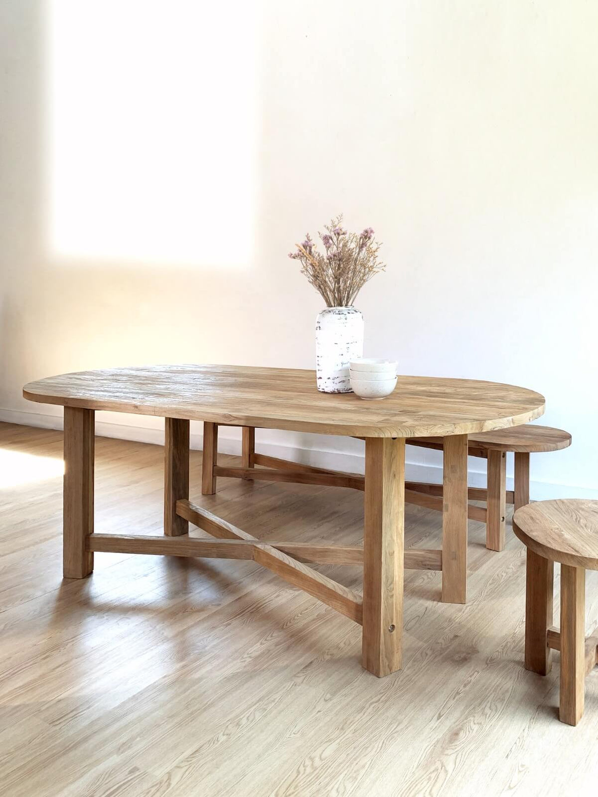 Kutai Dining Table