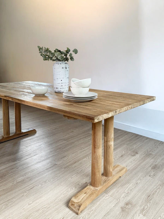 Sambas Dining Table