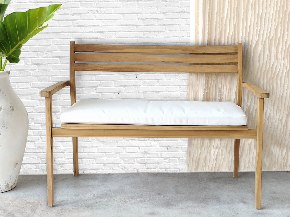 Farren Bench With White Seat Cushion - Not Kd