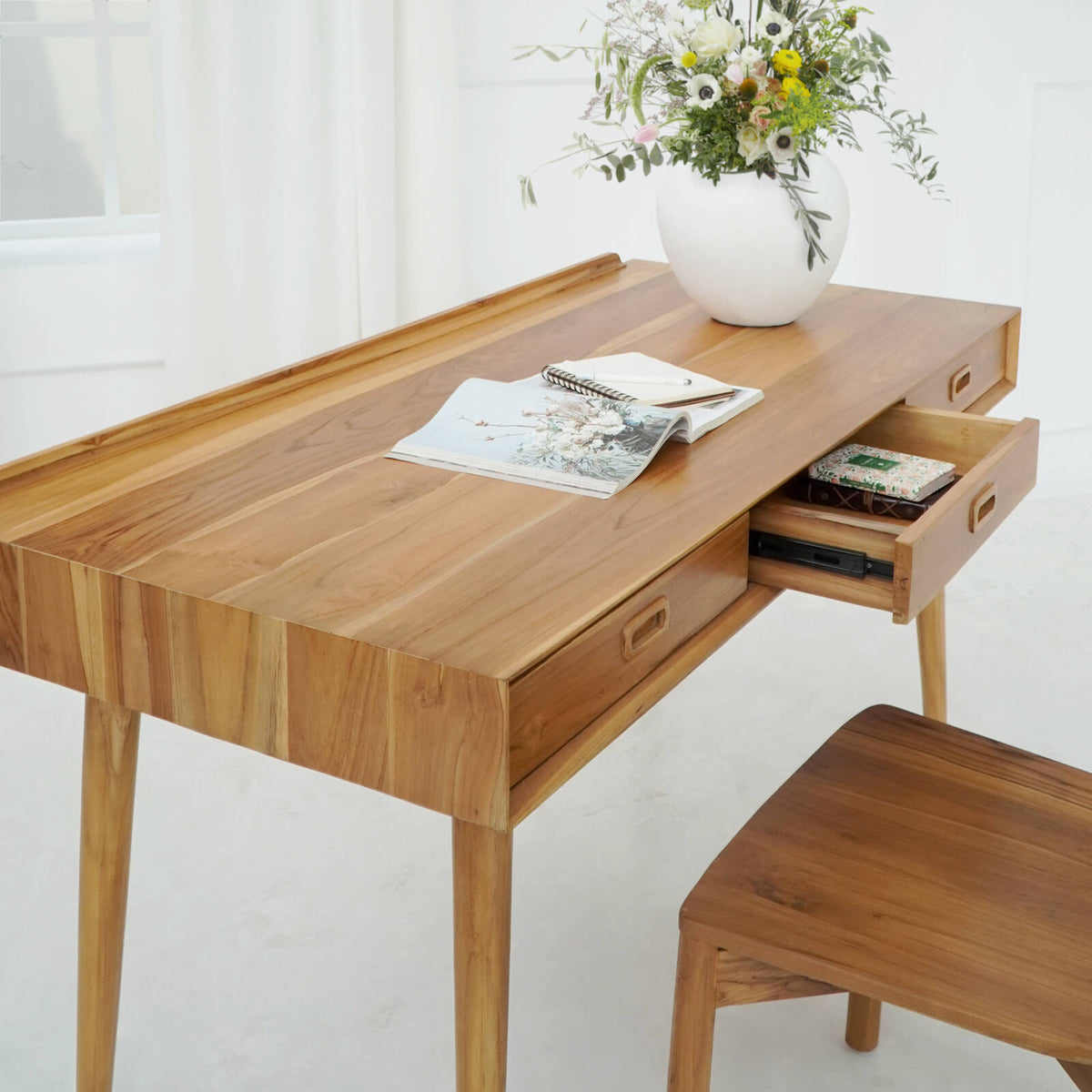 New Nordic Desk 3 Drawers   Kd