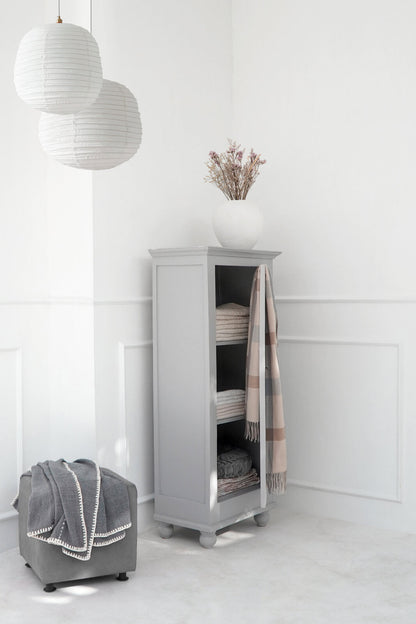 Bali Furniture – Kingston Cabinet – The Kingston Cabinet adds depth and char