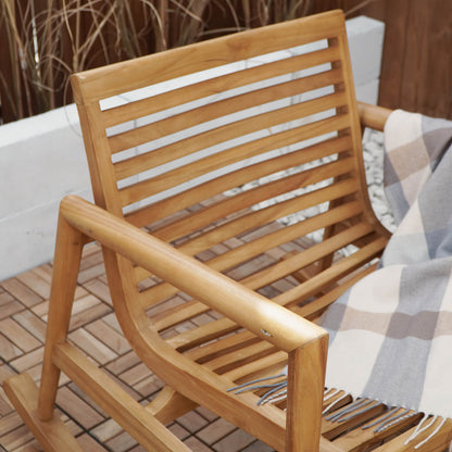 Bali Furniture – Dover Rocking Rounded Armchair With White Seat Cushion
