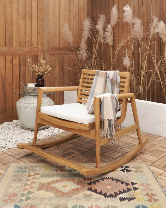 Bali Furniture – Dover Rocking Rounded Armchair With White Seat Cushion