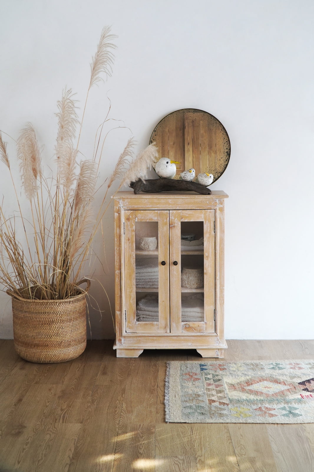 Sevilla Cabinet