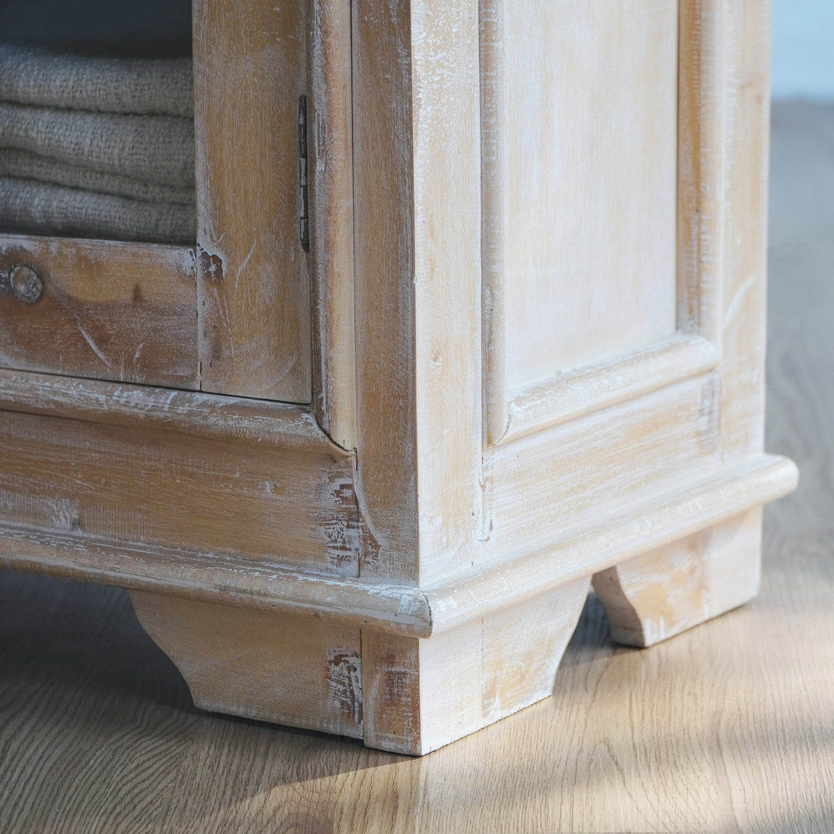 Mahogany cabinet Sevilla – boho furniture, handwoven and handmade in Bali