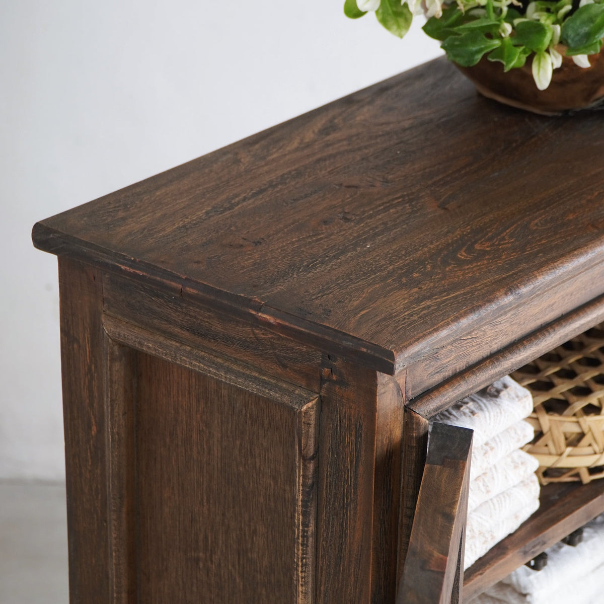 Mahogany cabinet Sevilla – handmade in Bali, boho style