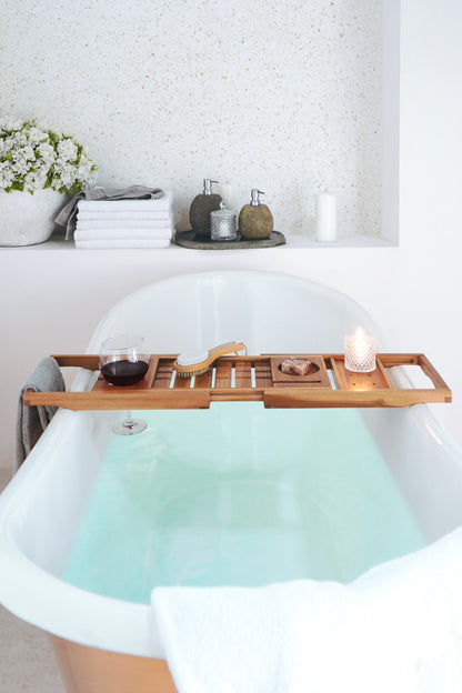 Teak bathtub Bayou – boho furniture, handwoven and handmade in Bali