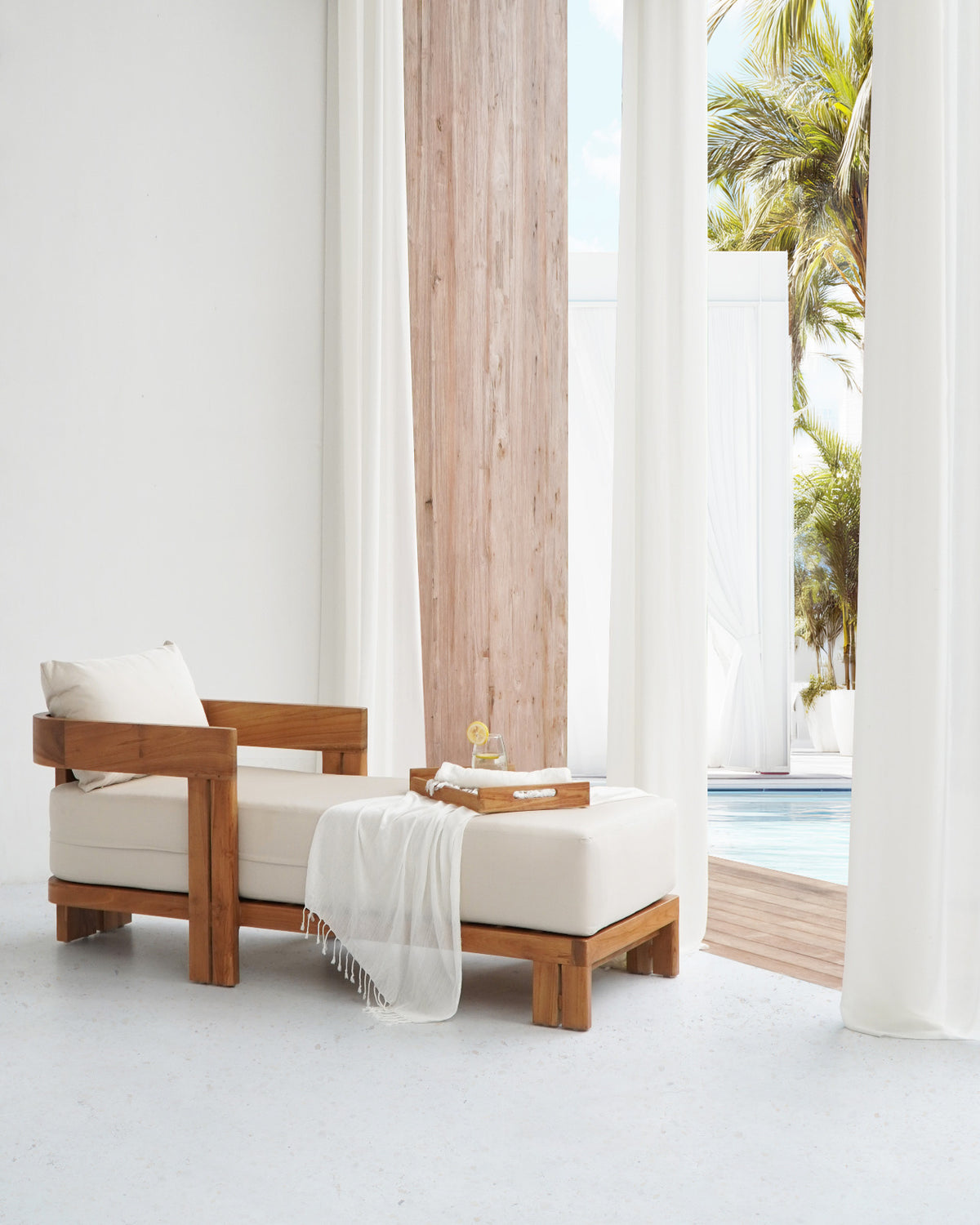 Teak chaise longue Nagoya – boho furniture handcrafted in Bali by BaliSouk