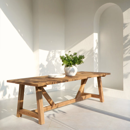 Boho solid teak dining table Lincoln No Gaps, crafted by hand in Bali