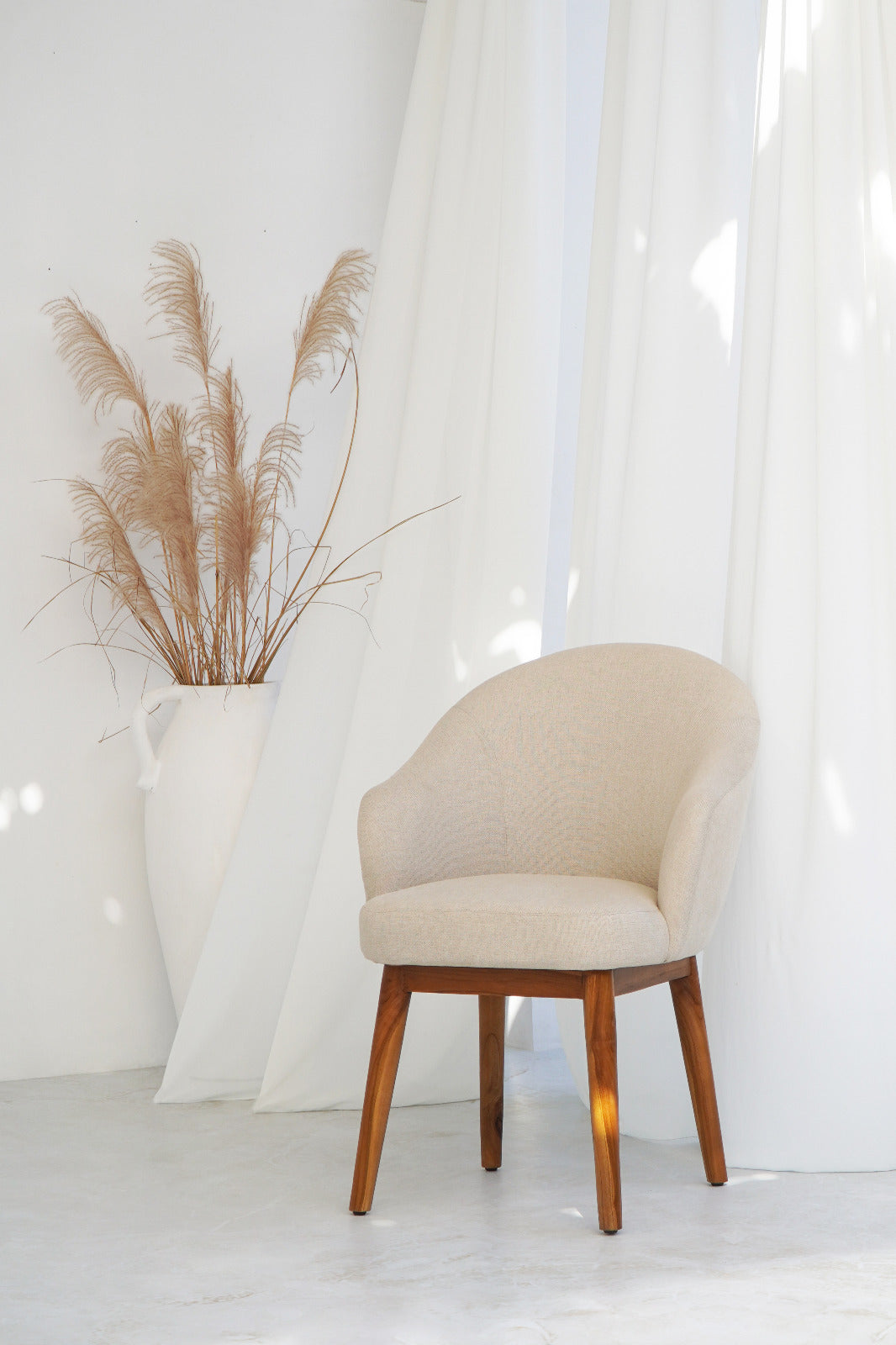 The Patra armchair – natural materials, boho furniture handmade in Bali