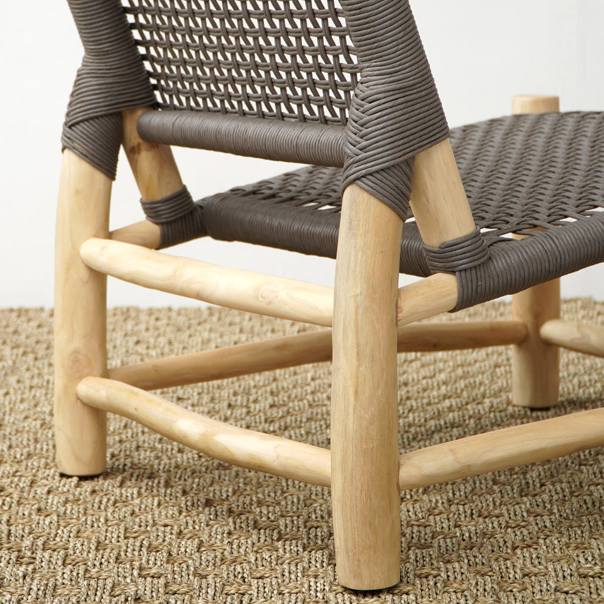 Paris lazy chair in natural materials – boho furniture by BaliSouk