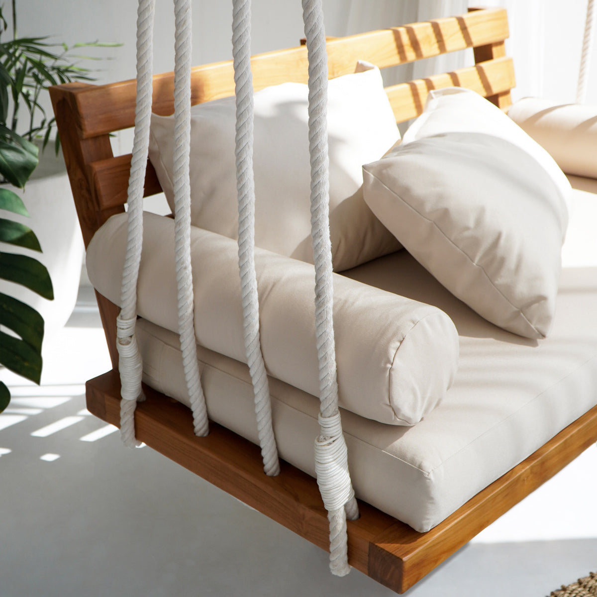 Teak hanging sofa Morten – handmade in Bali, boho style