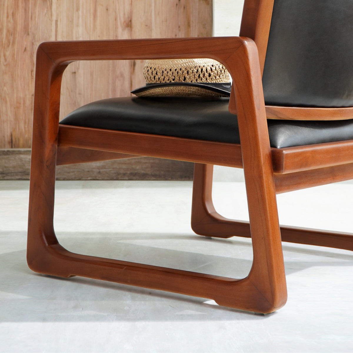Teak armchair Kimberly – handmade in Bali, boho style