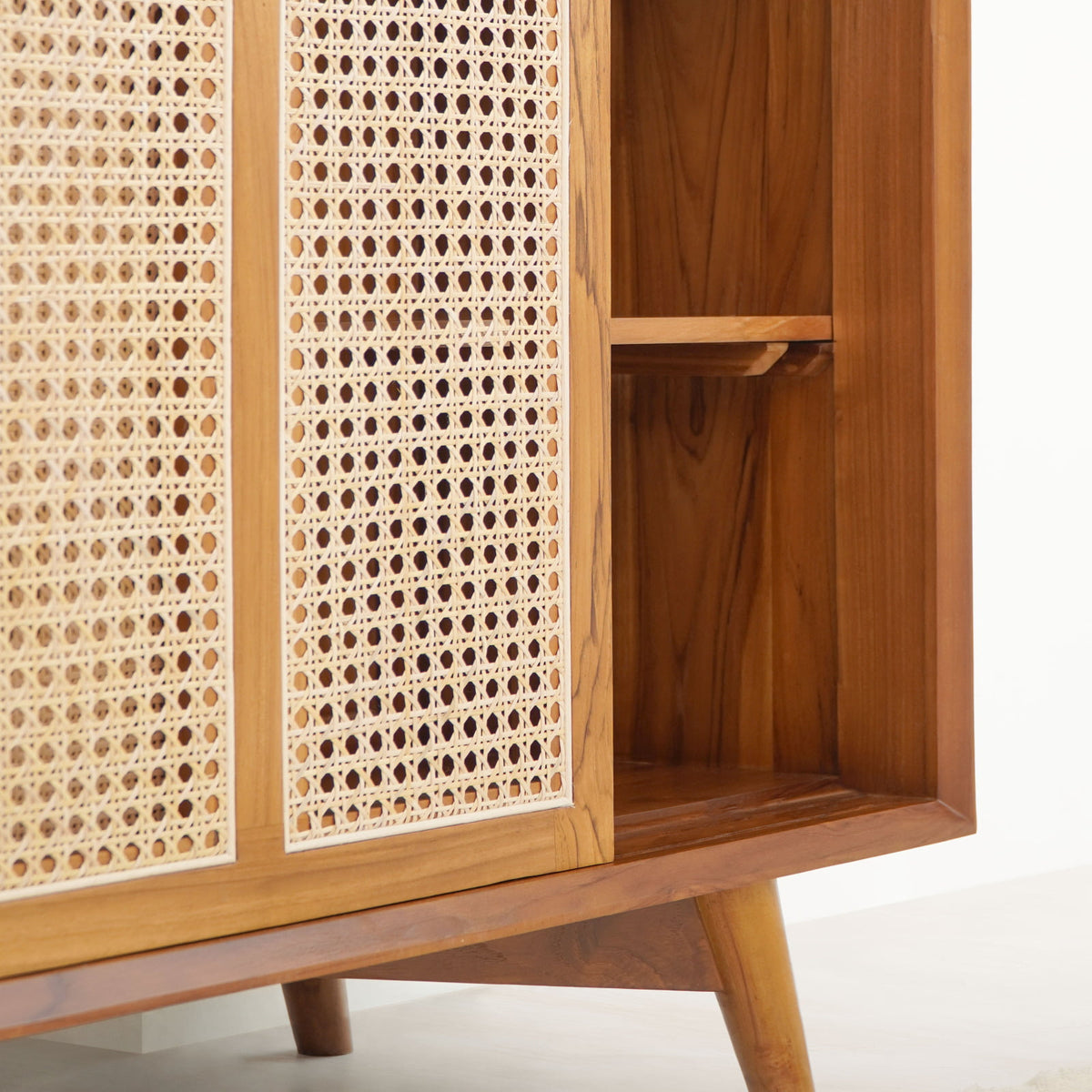 Teak cabinet – Evalio, natural natural materials in boho style