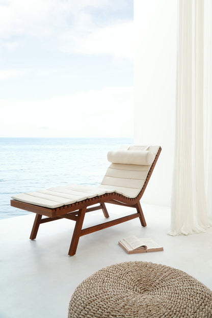 Batam chaise longue, boho furniture handmade by Balinese artisans