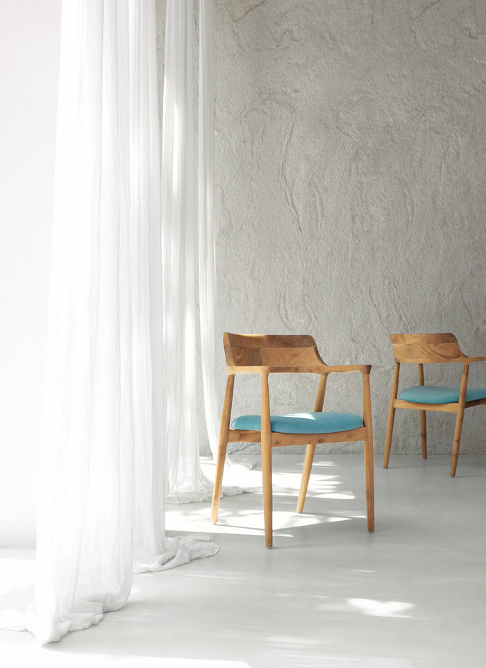 Bali Furniture – Kennedy Armchair – Kennedy Armchair brings a refined Bali a