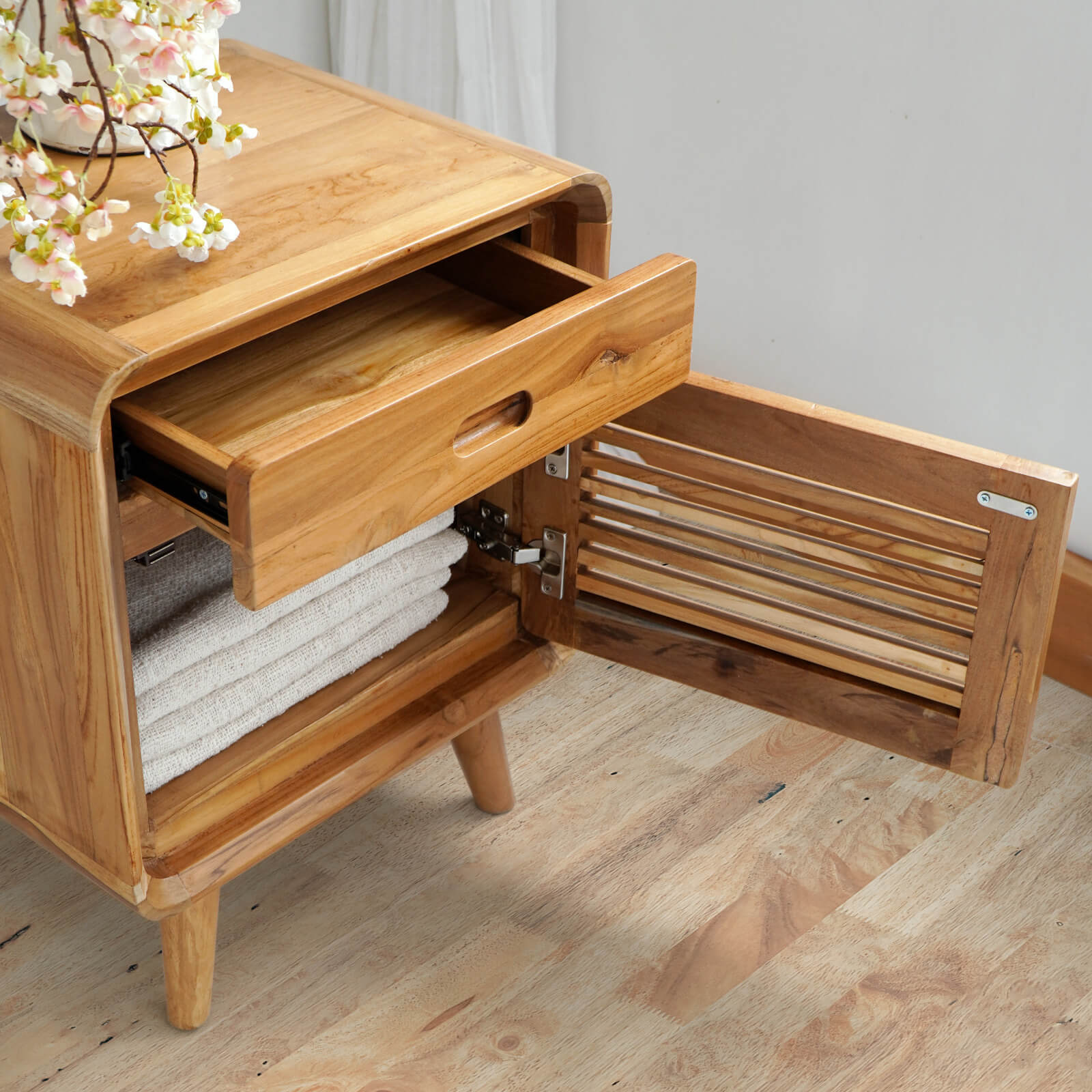 Bali Furniture – Goteborg Side Table - One Drawer One Door