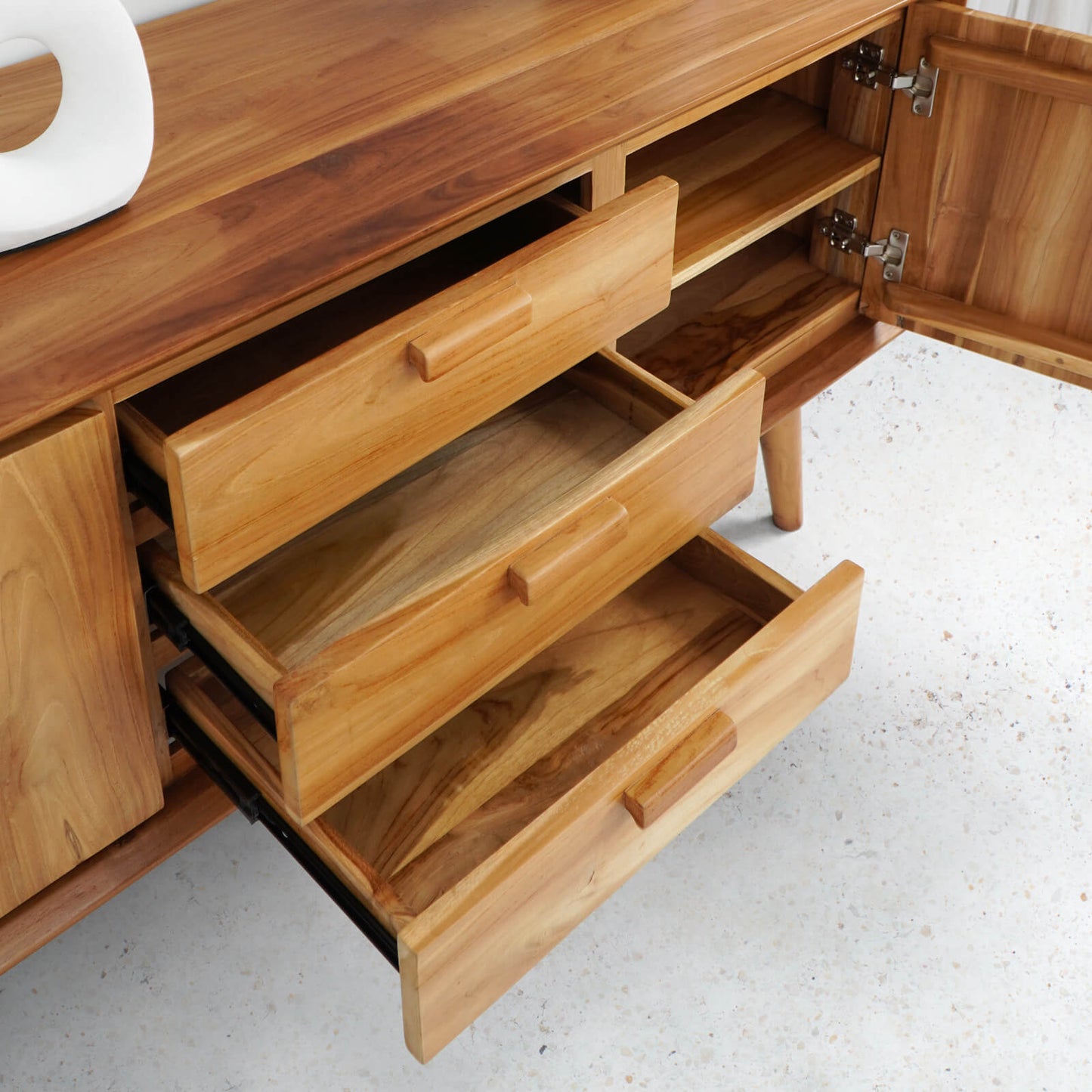 Bali Furniture – Goteborg Buffet - Two Doors, Three Drawers