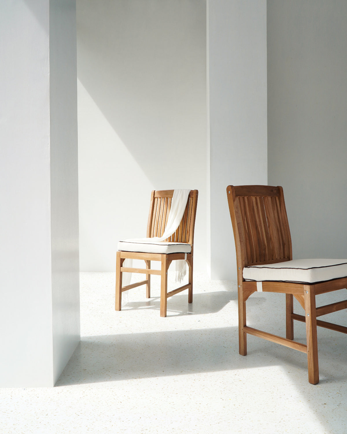 Steven Dining Chair With Seat Cushion - Kd