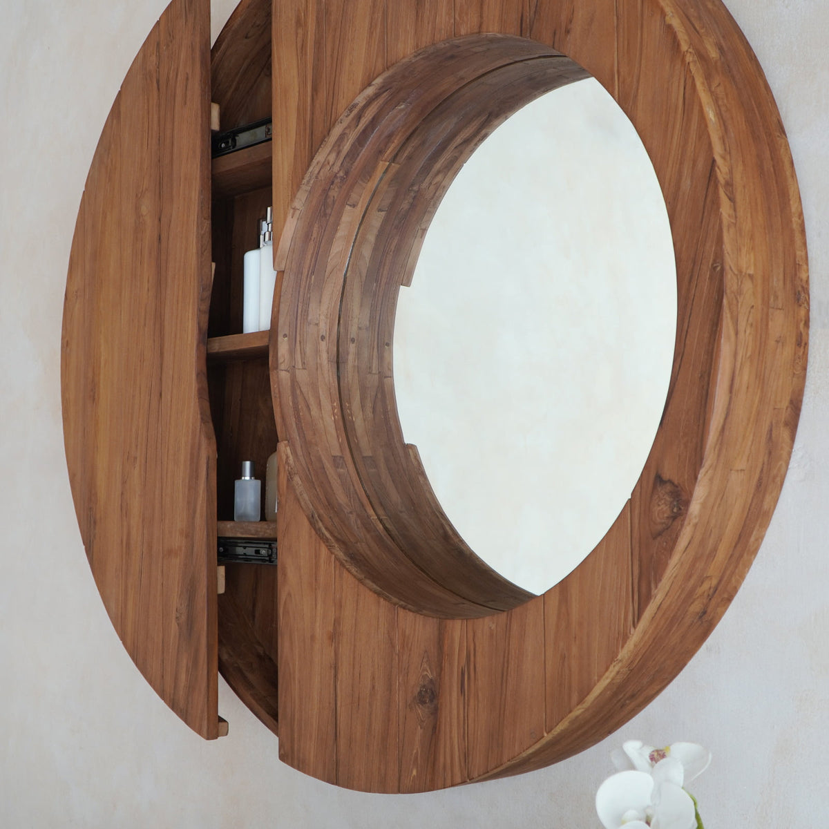 Bertha Bathroom mirror by BaliSouk – boho decor made in Bali