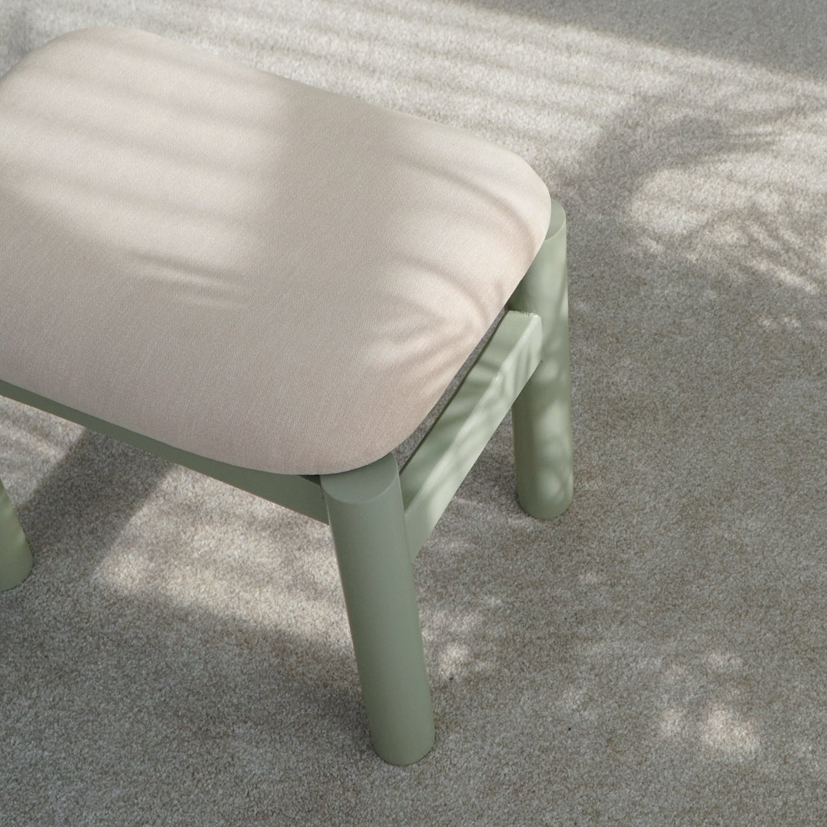 Sander Stool With Off-White Seat