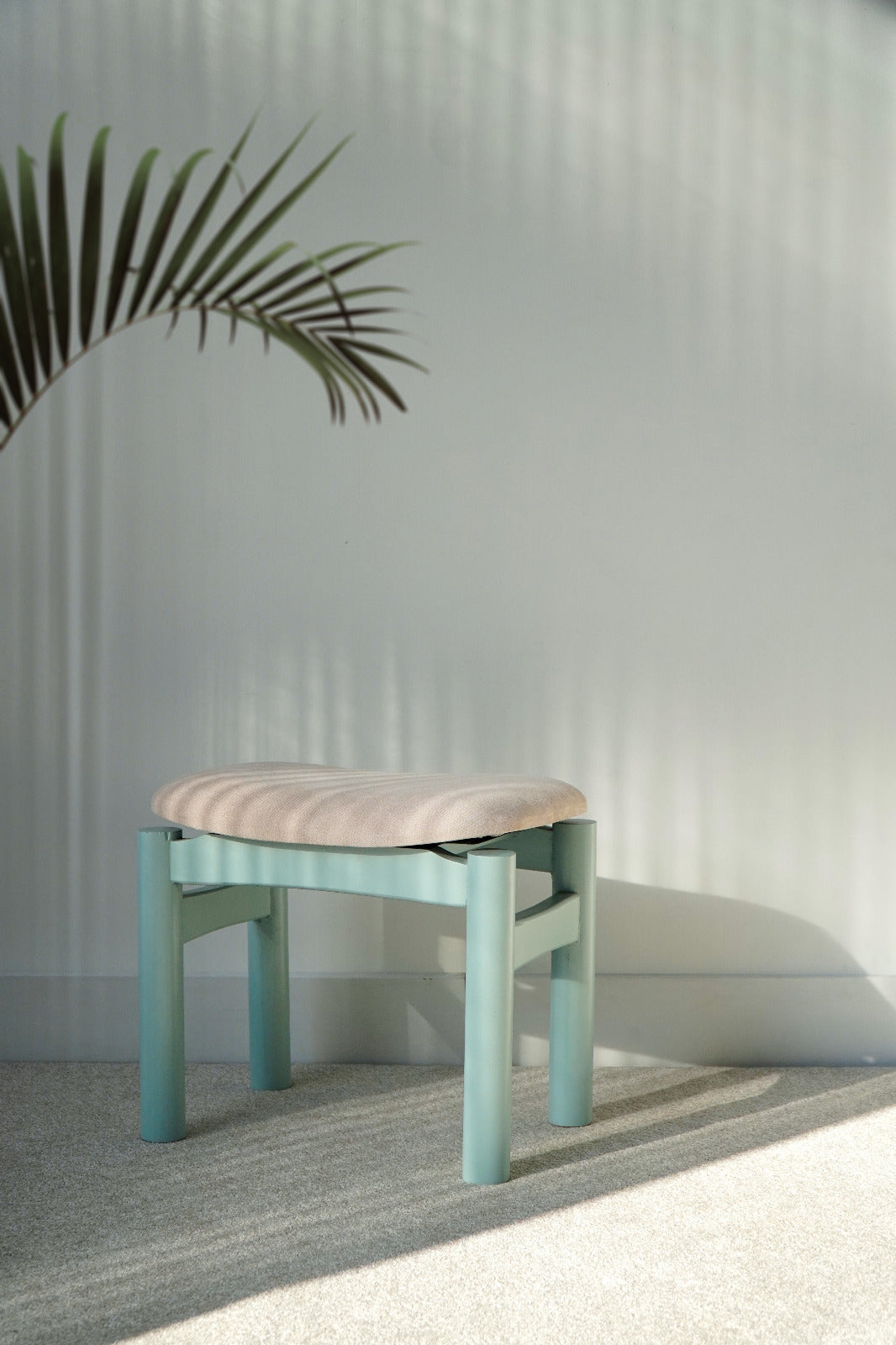 Sander Stool With Off-White Seat