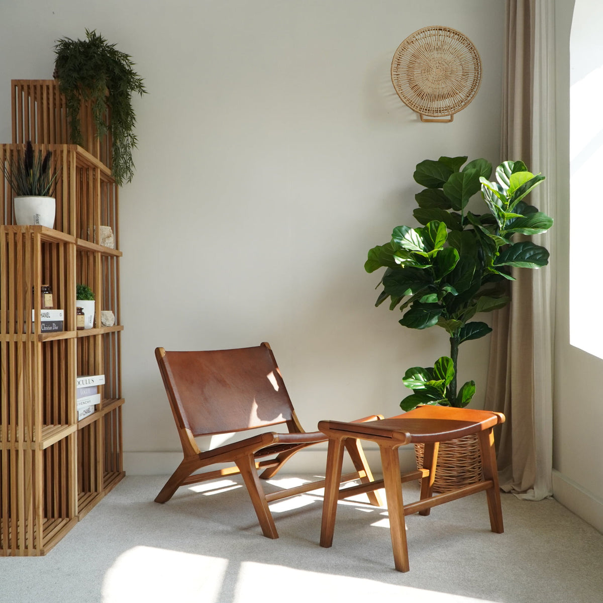 Catania Lounge Chair