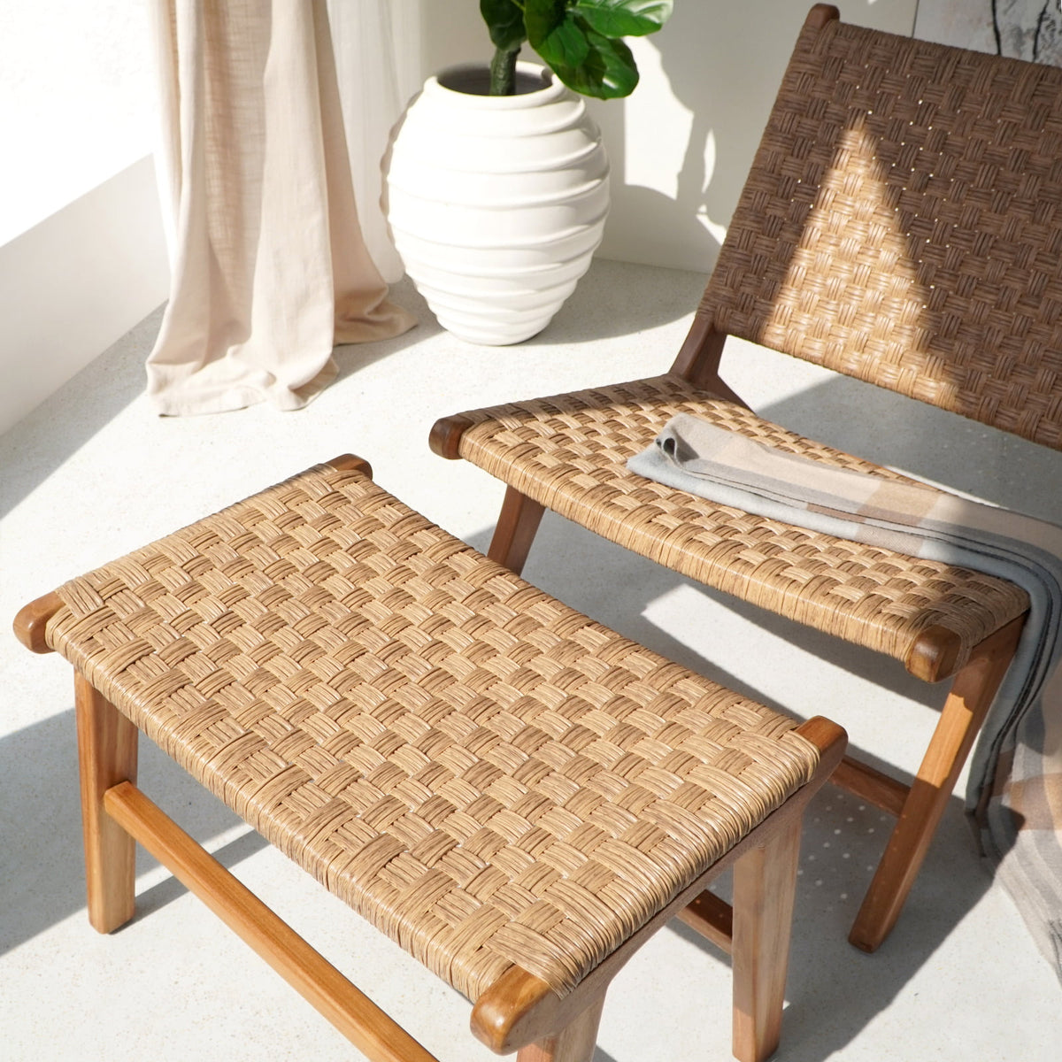 Colmar Stool