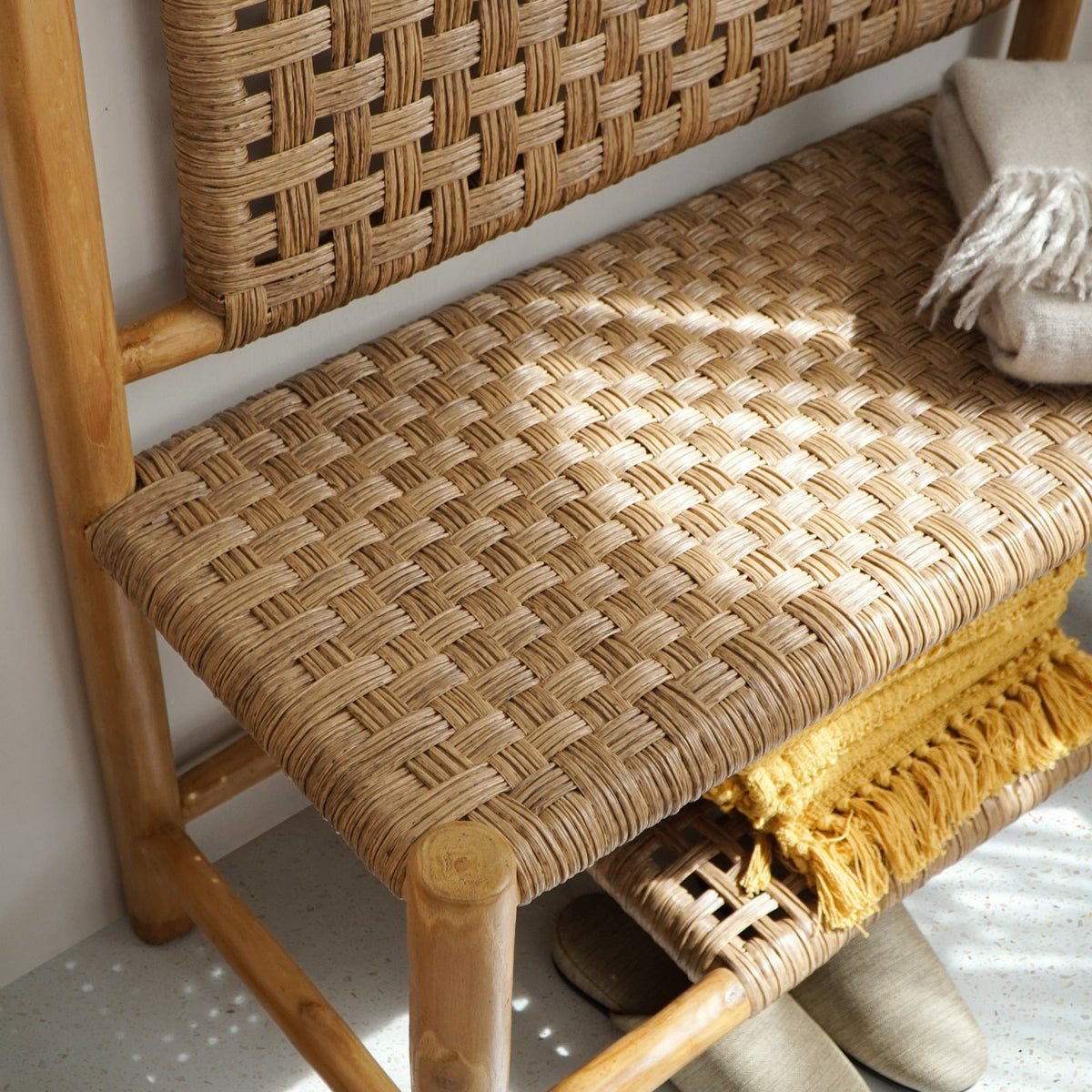 Colmar Bench Hanger