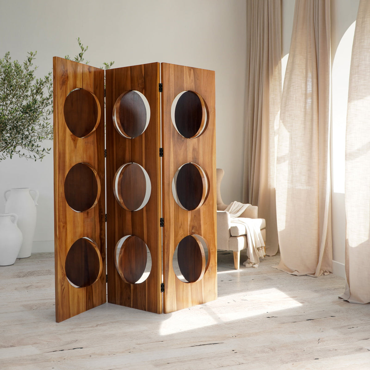 teak room divider Clark – boho decor handcrafted in Bali by BaliSouk