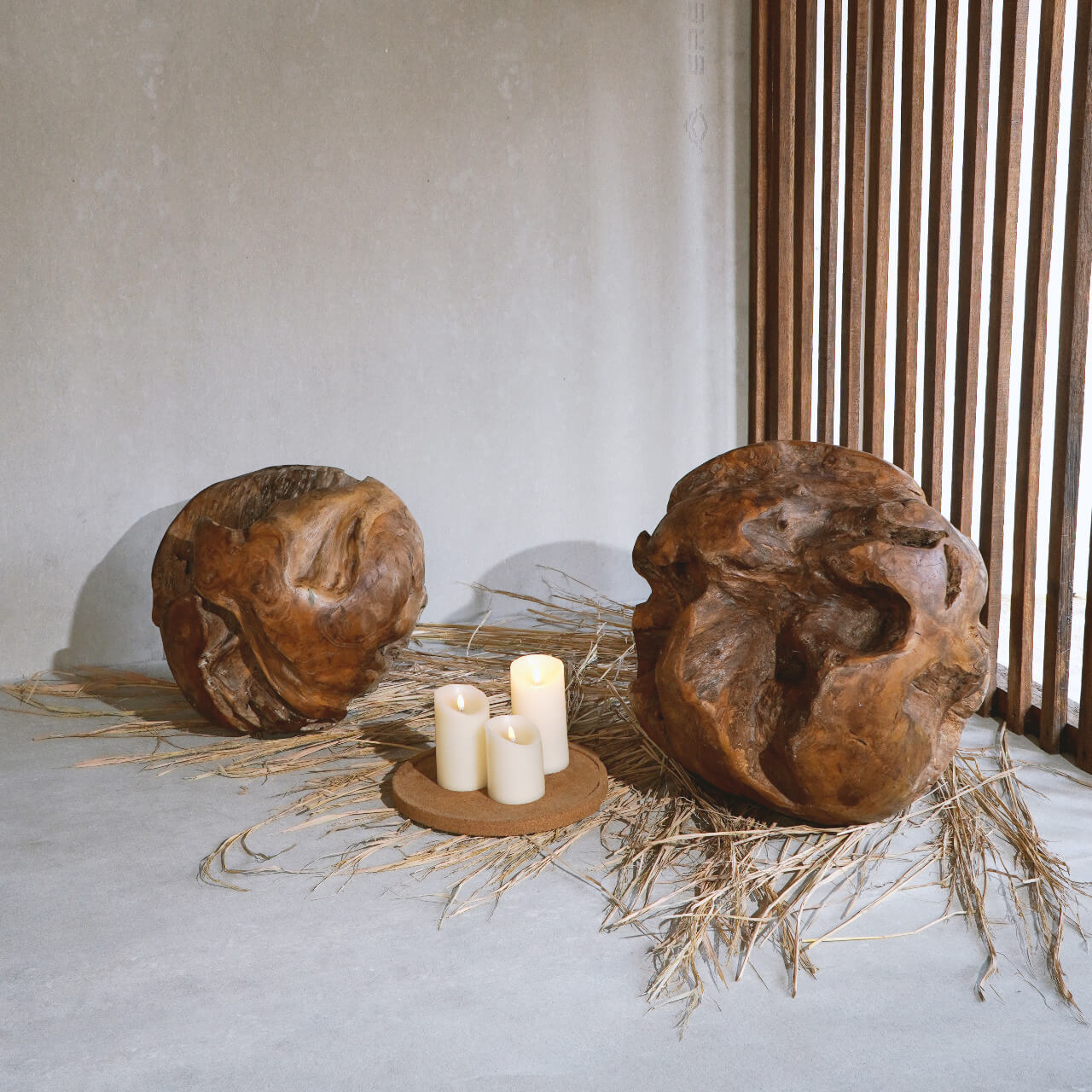 Teak Ball Medium