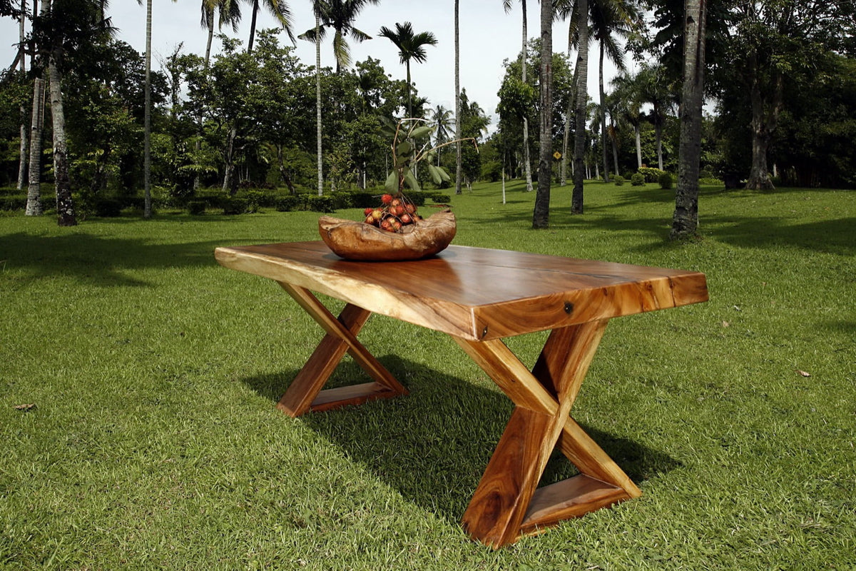 Maximus Dining Table