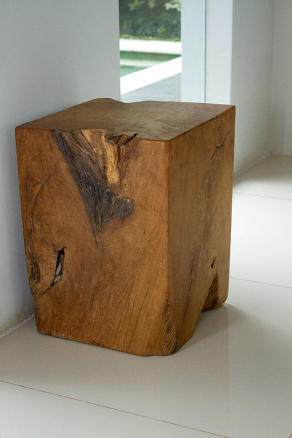 Buck stool in natural materials – boho furniture by BaliSouk