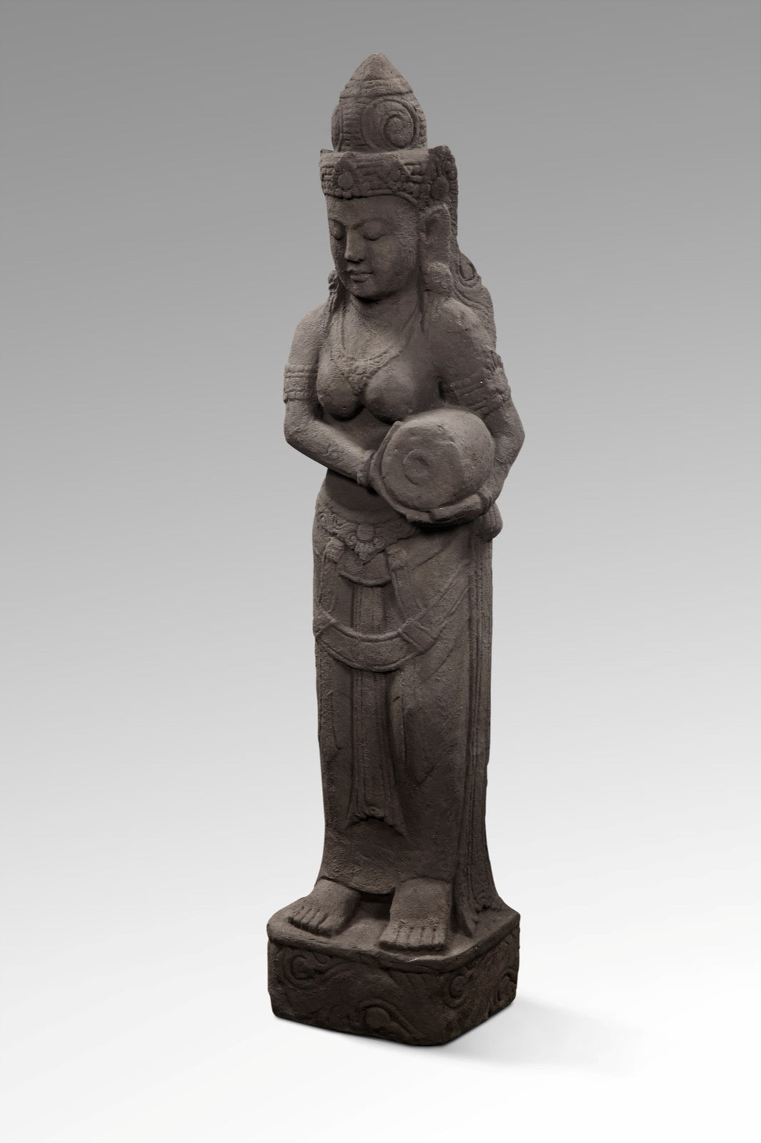 Concrete statue Dewi – boho decor handcrafted in Bali by BaliSouk