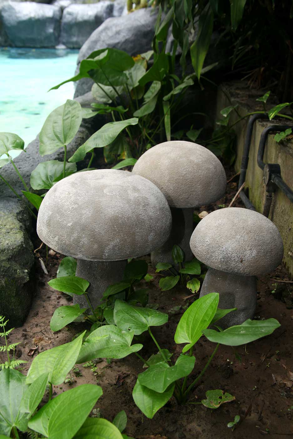 Mushroom Stone decorative piece in natural materials – handmade boho decor from Bali